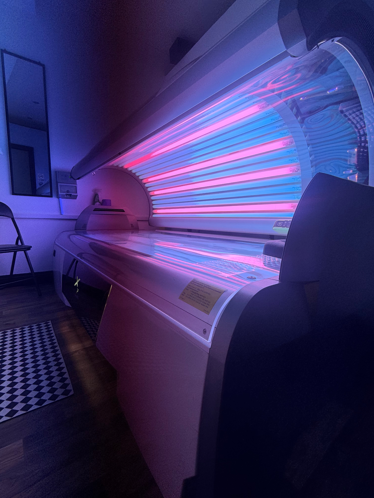 Lie-down hybrid sunbed